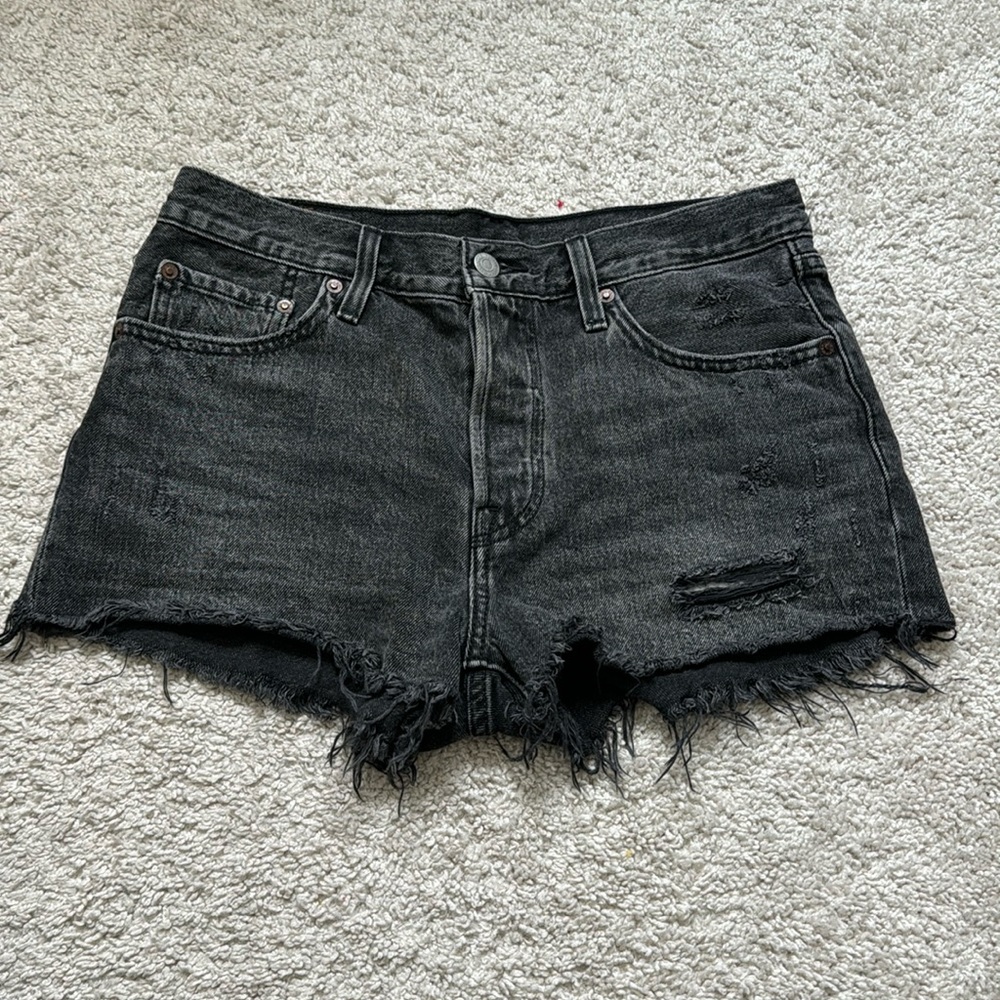 Levi’s 501 cut offs